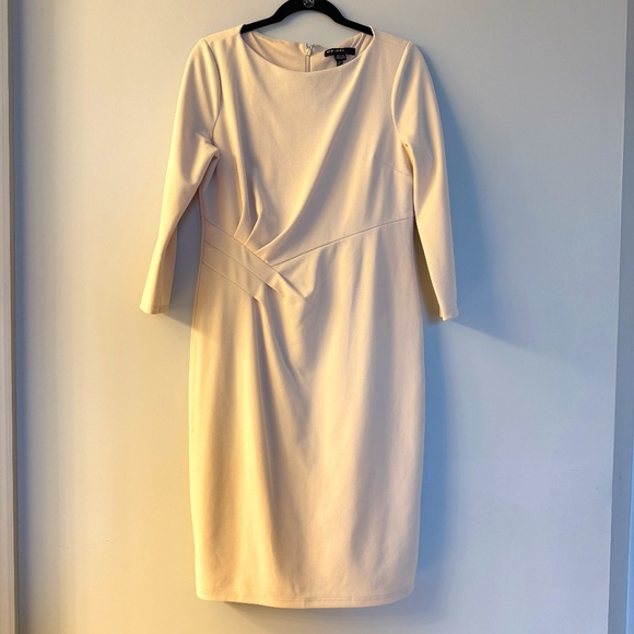Maggy London Women's Scuba Crepe Pleat Tuck Waist Dress, Horn Cream White 10 - Picture 1 of 8